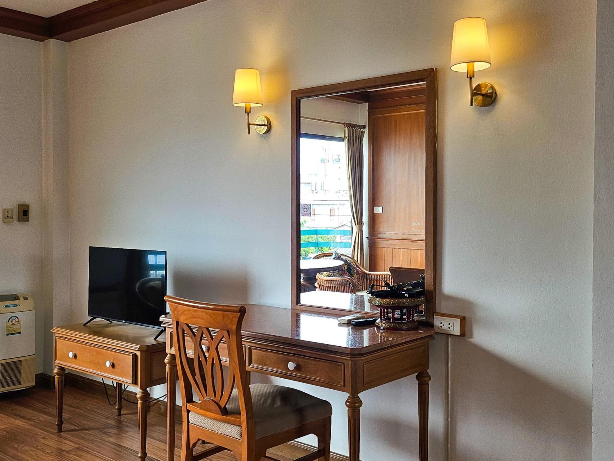 Sirin Hotel Huahin Kültér fotó